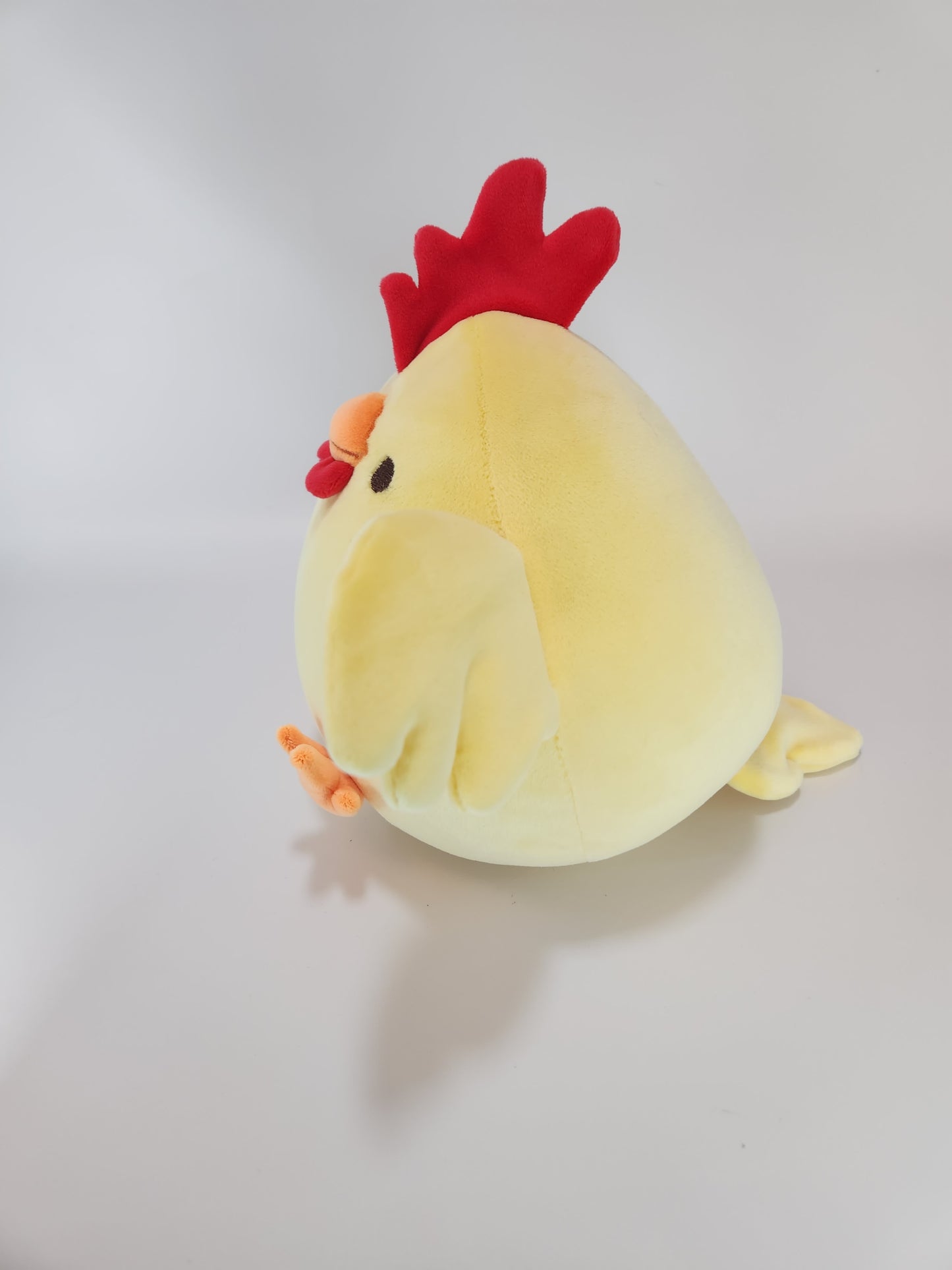 Yellow chonky chicken with hats (mochi)