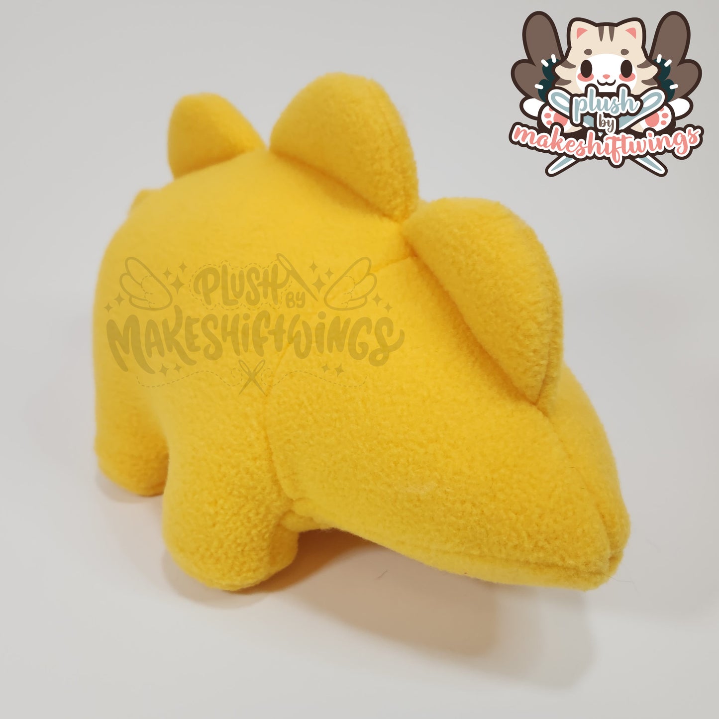 Dino nuggie (fleece)