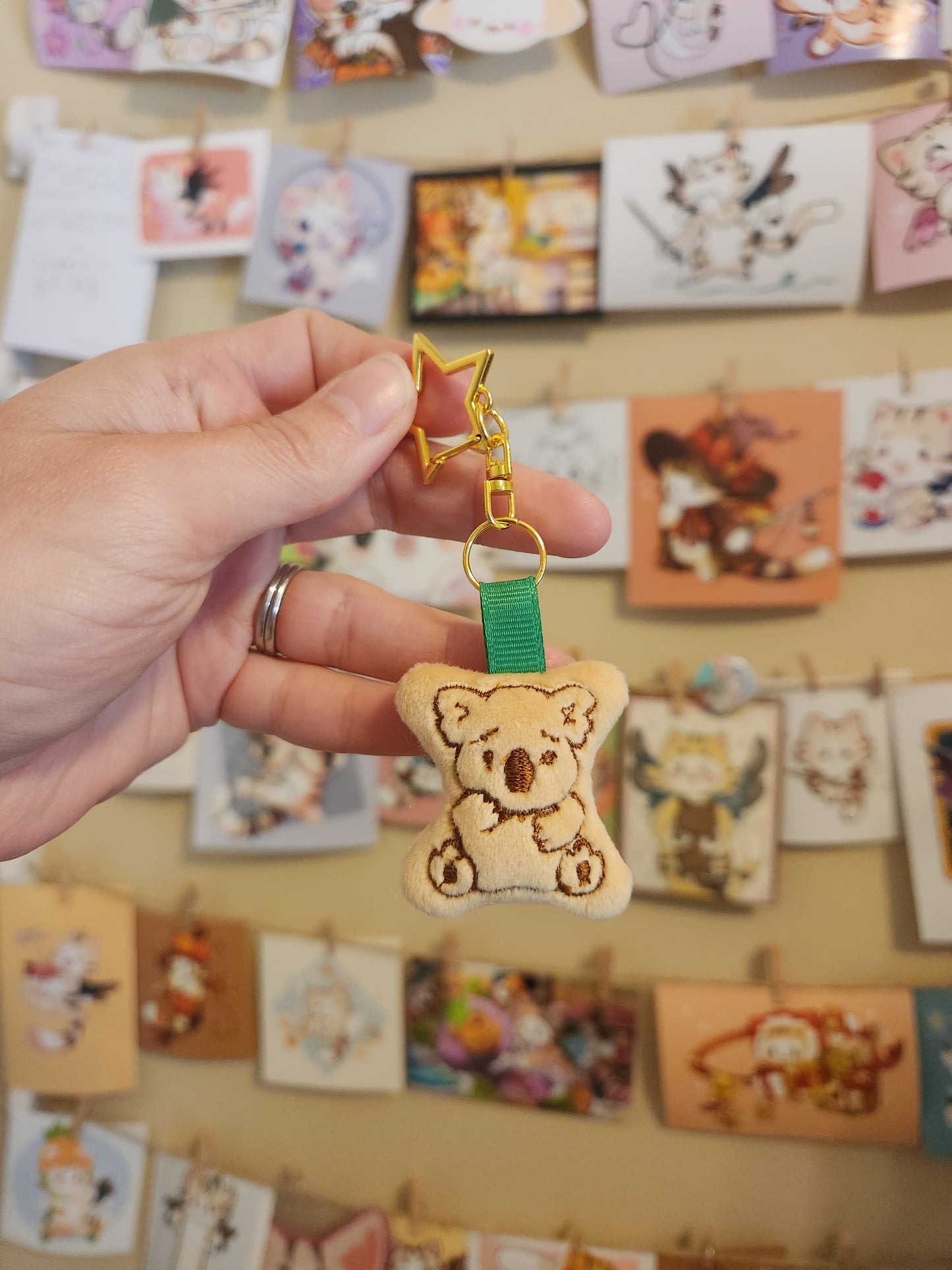 ITH EMBROIDERY FILE - Koala Cookie Keychains